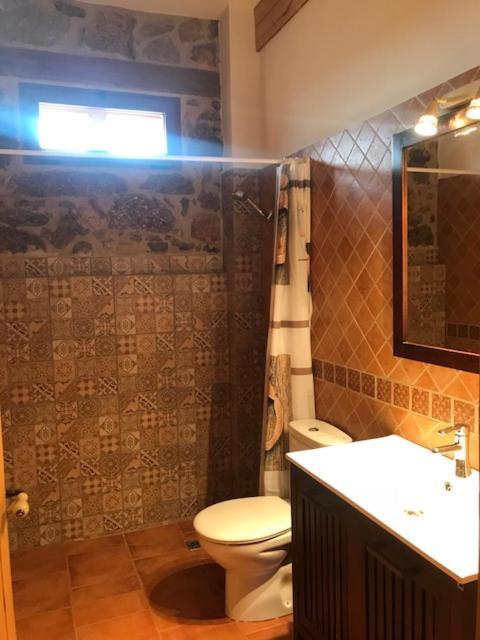 Apartamentos El Jardín del Poeta Guijo de Granadilla Habitación foto