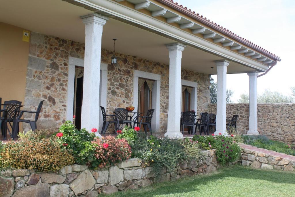 Apartamentos El Jardín del Poeta Guijo de Granadilla Habitación foto
